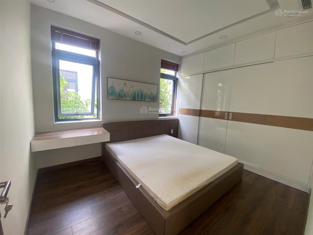 Kẹt tiền bán gấp căn biệt thự song lập lucasta  đường liên phường, giá chỉ 25 tỷ bao hết