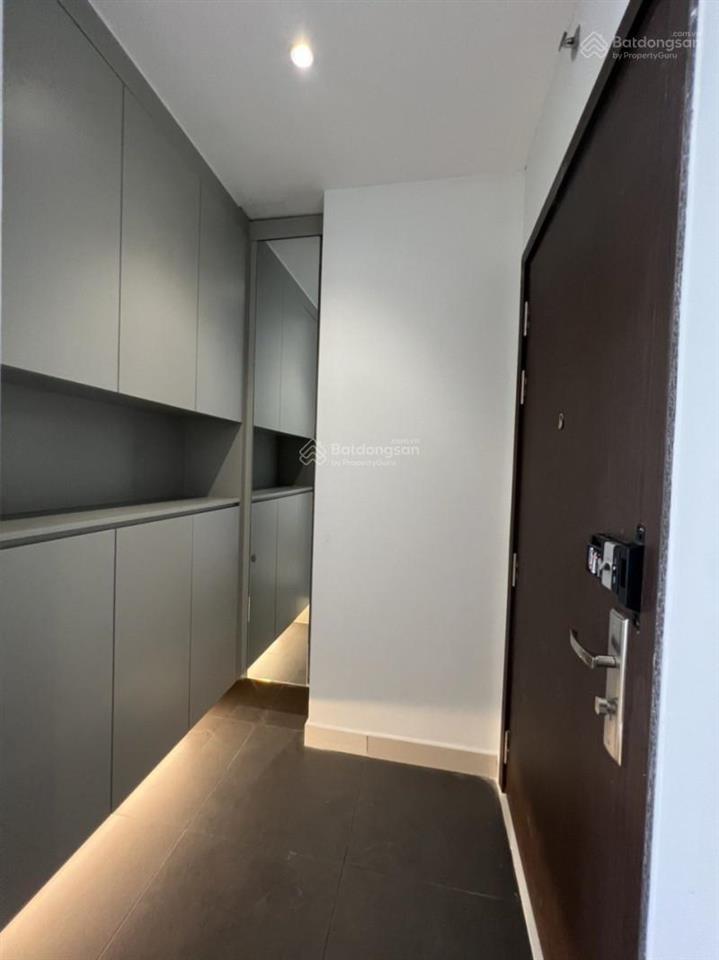 Bán căn hộ đối diện metropolis, 3pn, 2wc tại the sun avenue, 9,5 tỷ 109m²