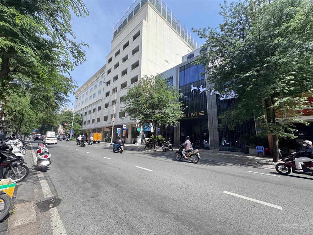 Bán nhà mt trương định giao lê thánh tôn , quận 1. dt 4x22m, 5 lầu, giá 67 tỷ