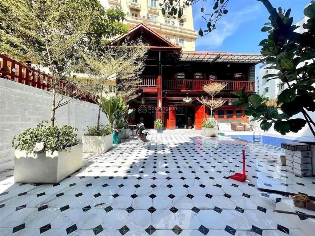 Bán biệt thự nam kỳ khởi nghĩa, quận 3. dt 16x15m, 2 tầng, giá 69 tỷ
