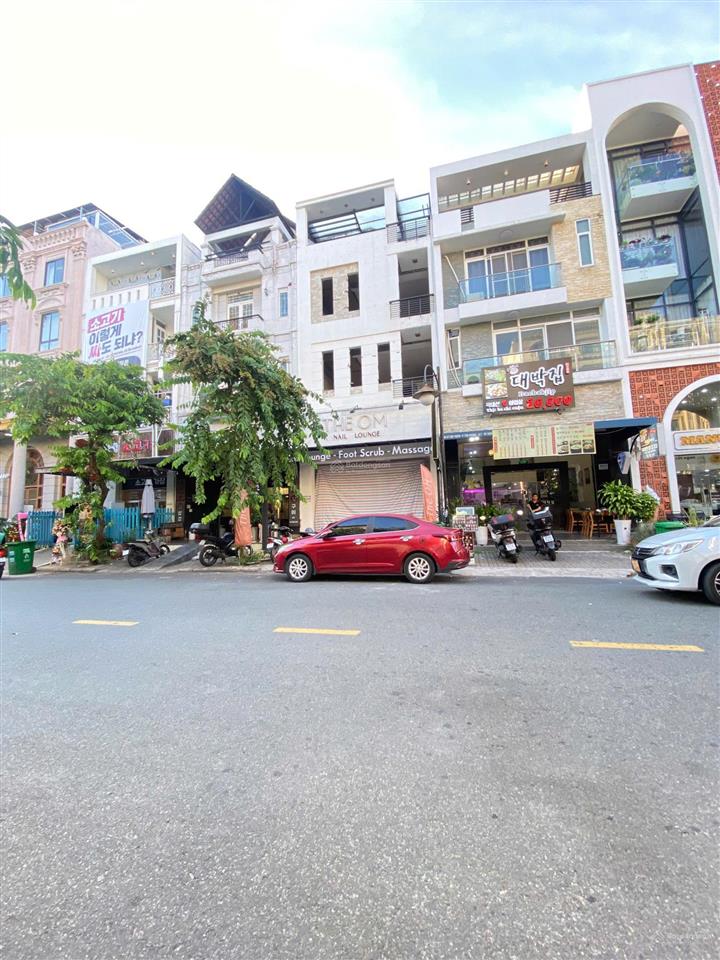 Bán nhà mặt tiền ngay hai bà trưng, quận 3. dt 6.5x23m, ctxd hầm 8 tầng, giá 60 tỷ