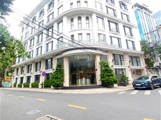 10 năm hoàn vốn. toà chdv góc 2mt đối diện trường văn lang cơ sở 3, hđt 450 triệu/tháng