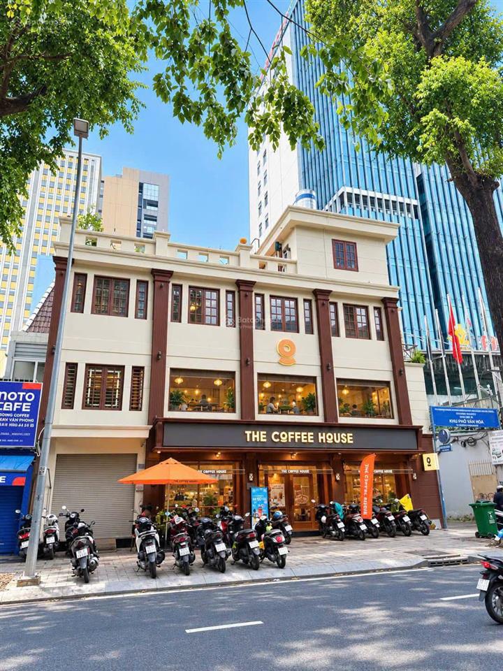 Bán nhà mặt tiền ngay song hành, gần trần não, 16x20m, 320m2, hầm 4 tầng, giá 90 tỷ