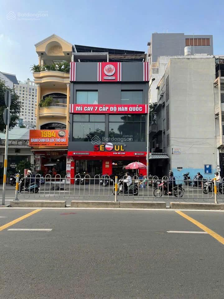Rẻ hơn thị trường 20 tỷ. mt hai bà trưng, quận 3. dt 8x21m, 5 tầng, hđt 150 triệu/tháng.