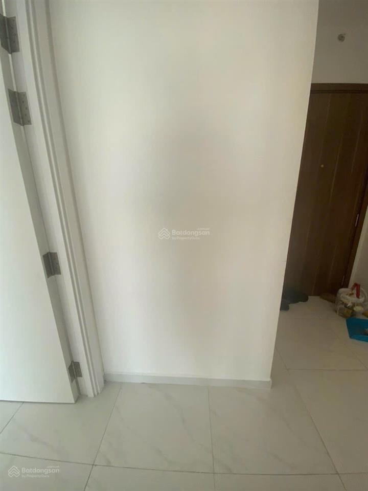 Cần bán căn hộ d'lusso 3pn3wc dt 105m2 tầng cao view sông căn góc giá 8.65 tỷ bao thuế