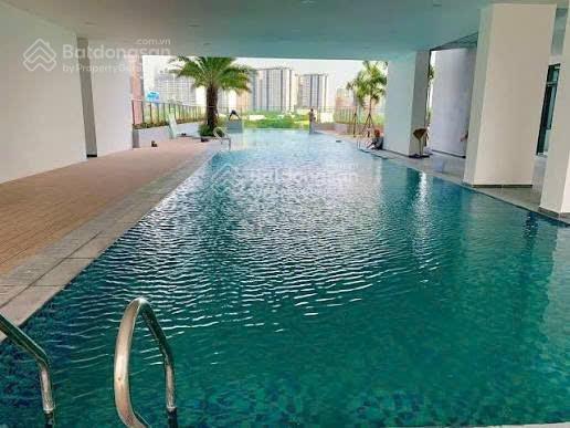 Cần bán căn hộ d'lusso 3pn3wc dt 105m2 tầng cao view sông căn góc giá 8.65 tỷ bao thuế