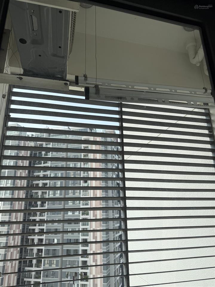 Cho thuê căn hộ d'lusso 2pn dt 69m2 view xem bắn pháo hoa giá 14,5tr view thoáng mát