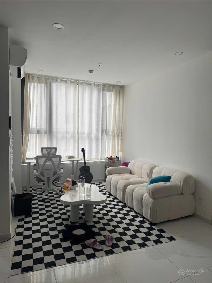 Cần bán căn hộ precia loại 1pn+ tầng cao view thoáng full nội thất giá 5 tỷ có thương lượng