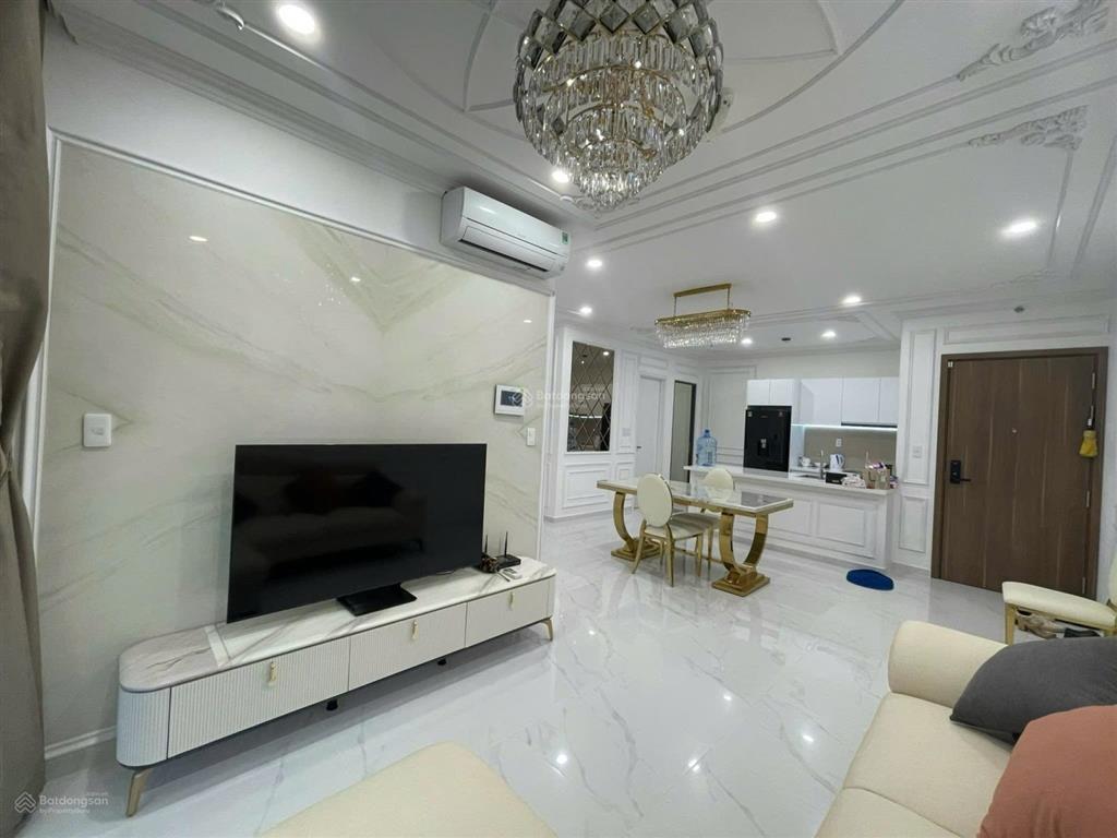 Cho thuê căn duplex thông tầng precia 3pn tầng cao viêw quận 1 full nội thất mới đẹp giá 32 triệu