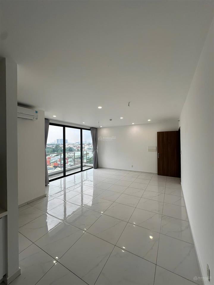 Duy nhất căn góc diện tích lớn 80m2 loại 2pn2wc tại dlusso giá 6,5 tỷ bao thuế tầng cao