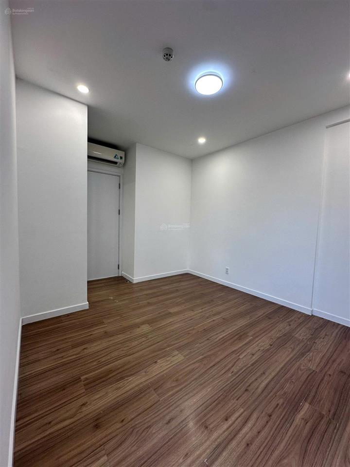 Cho thuê căn hộ dlusso 2pn căn góc diện tích 69m2 nhà full nội thất view sông giá 15tr