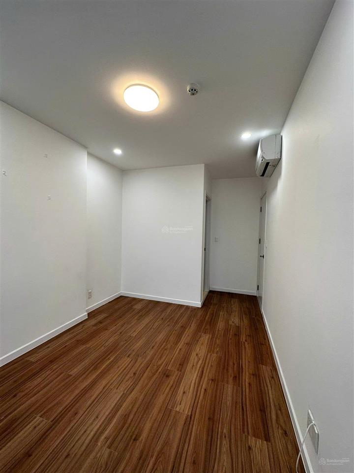Cần cho thuê căn hộ precia 2pn diện tích 71,3m² nhà nội thất cơ bản giá 13tr view sông