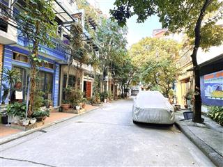 Mót bán trước tết phân lô nguyễn chí thanh 42m  6 tầng, mt 4.2m thang máy, nội thất bạc tỷ, ô tô