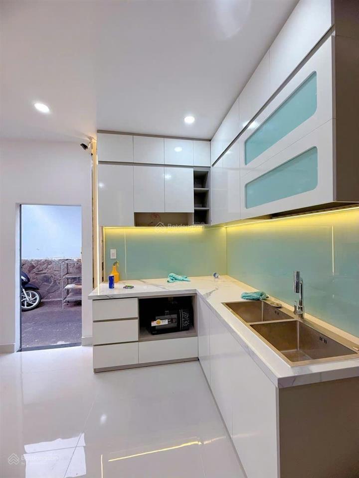 (ngay chung cư mỹ phước  giáp quận 1) bán nhà bình thạnh hẻm 8m bùi hữu nghĩa 4x10 8.3 tỷ