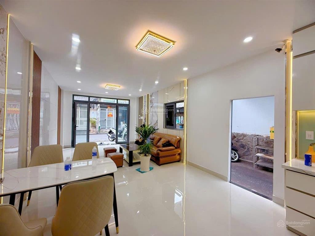 (ngay chung cư mỹ phước  giáp quận 1) bán nhà bình thạnh hẻm 8m bùi hữu nghĩa 4x10 8.3 tỷ