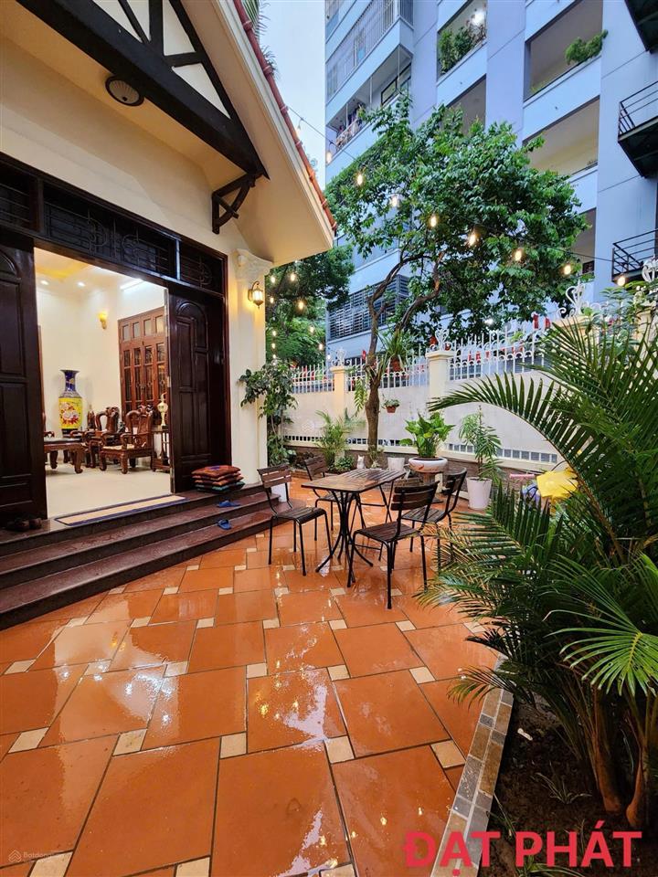 Chính chủ bán gấp biệt thự khu mỹ đình  lô góc  150m2  4 tầng  giá bán chỉ 40 tỷ