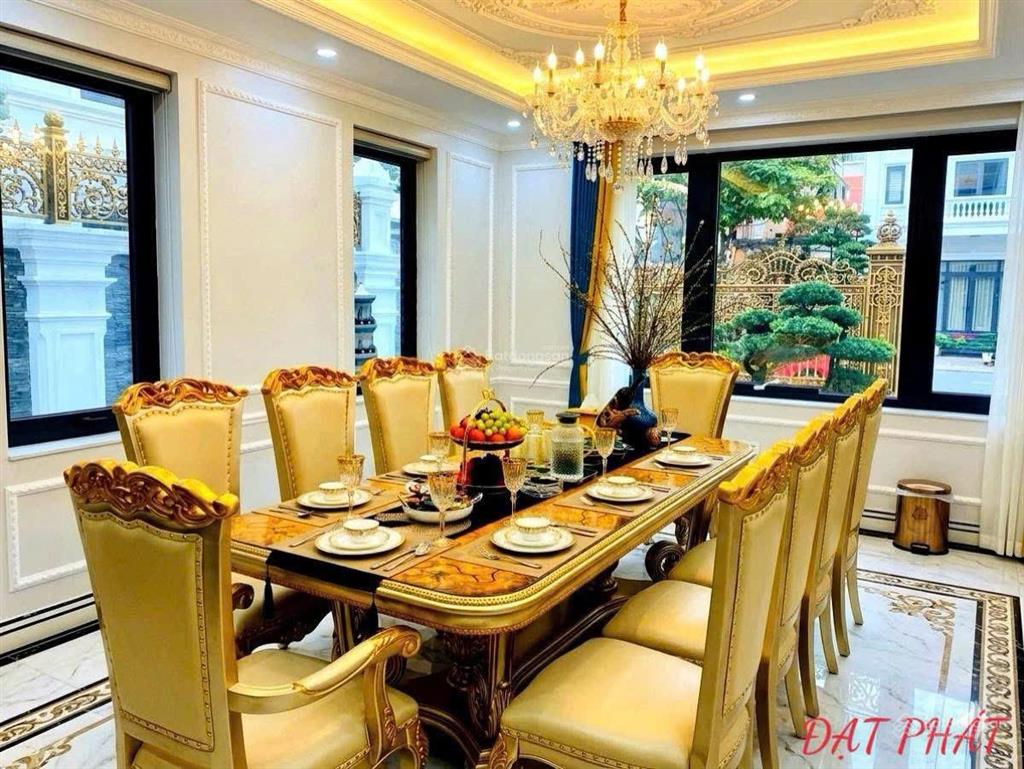 Chính chủ cần bán gấp biệt thự phố trần văn lai, 2 mặt tiền, siêu rẻ. 200m2 hơn 60 tỷ.