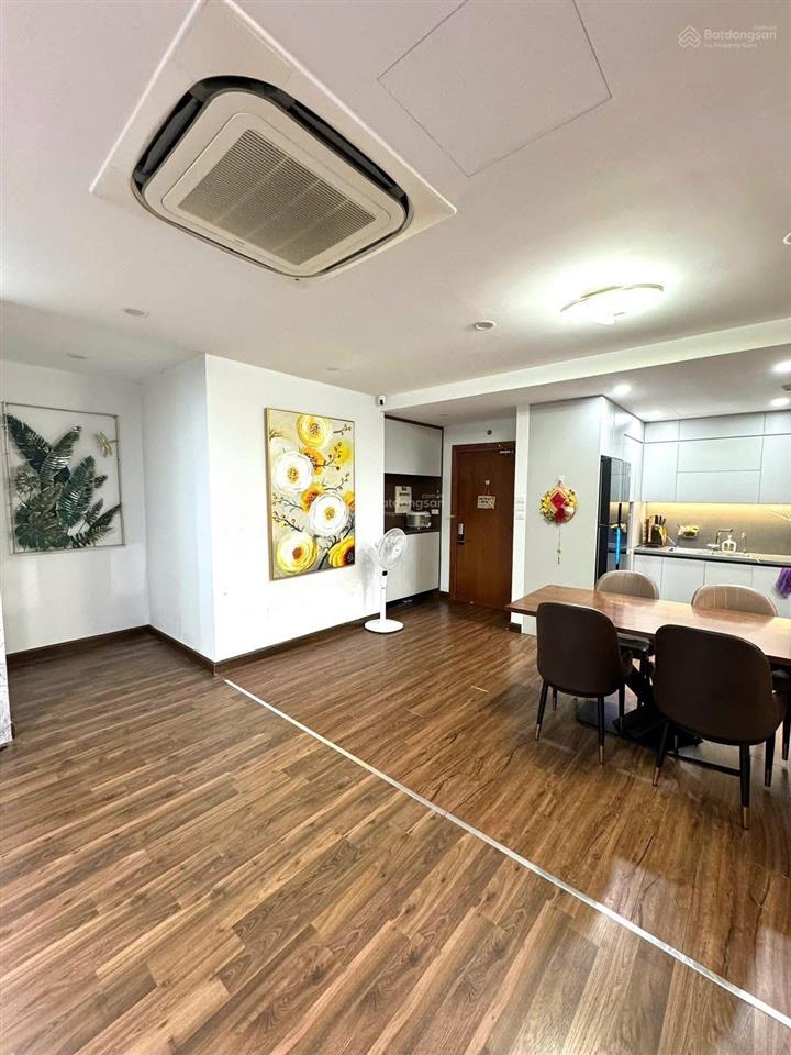 Bán gấp cc cao cấp flc  giá chỉ 65tr/m2  ngay gần đại học thương mại. 124m2  8,3tỷ