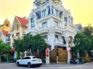 Chính chủ bán biệt thự vườn đào  lô góc  view vườn hoa. 186m2 x 5t mt25m  giá 154 tỷ.