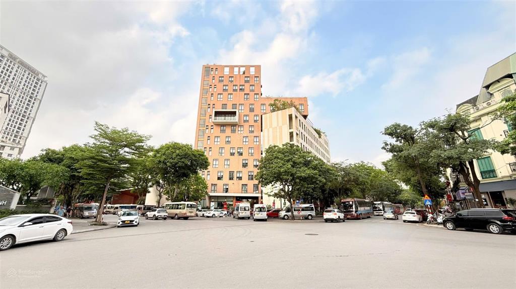 Bán gấp liền kề shophouse phố trần văn lai, 2 mặt tiền, kd đỉnh. 96m2  giá chỉ 38 tỷ. 0968 883 ***