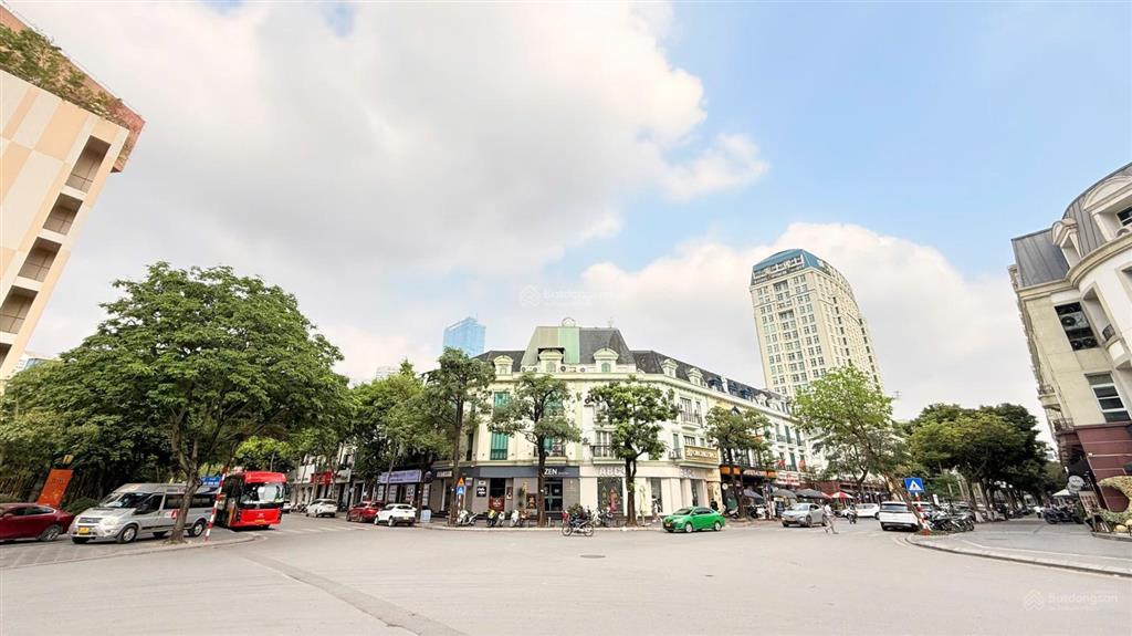 Bán gấp liền kề shophouse phố trần văn lai, 2 mặt tiền, kd đỉnh. 96m2  giá chỉ 38 tỷ. 0968 883 ***