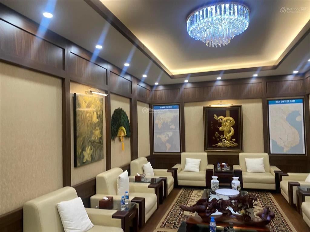 Bán toà building mặt phố bà triệu  lô góc 2 mặt phố  siêu vip. 682m2 x 11t  mt 30m  giá 550 tỷ
