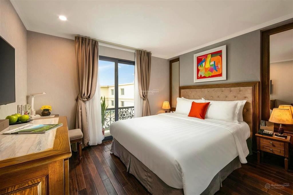 Bán khách sạn 4 sao phố bảo khánh, dòng tiền 48 tỷ/năm. 138m² x 10t  mt 8m  giá hơn 400 tỷ