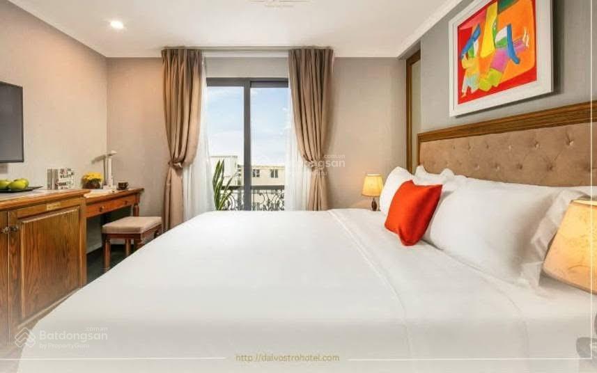 Bán khách sạn 4 sao phố bảo khánh, dòng tiền 48 tỷ/năm. 138m² x 10t  mt 8m  giá hơn 400 tỷ