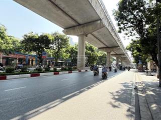 Toà nhà mặt phố xuân thuỷ, 2 thoáng trước sau, vị trí đẹp nhất phố. 138m2 x 7t giá 86 tỷ.