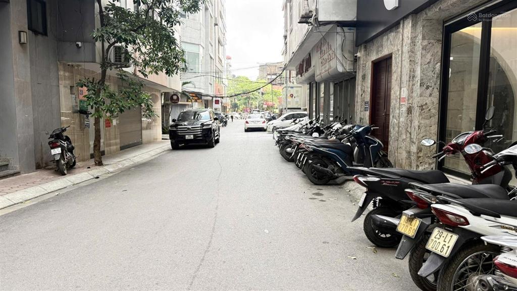 Tòa nhà phố nguyên hồng, lô góc siêu đẹp. 90m2 x 7t thang máy, mt15m, giá hơn 50 tỷ.