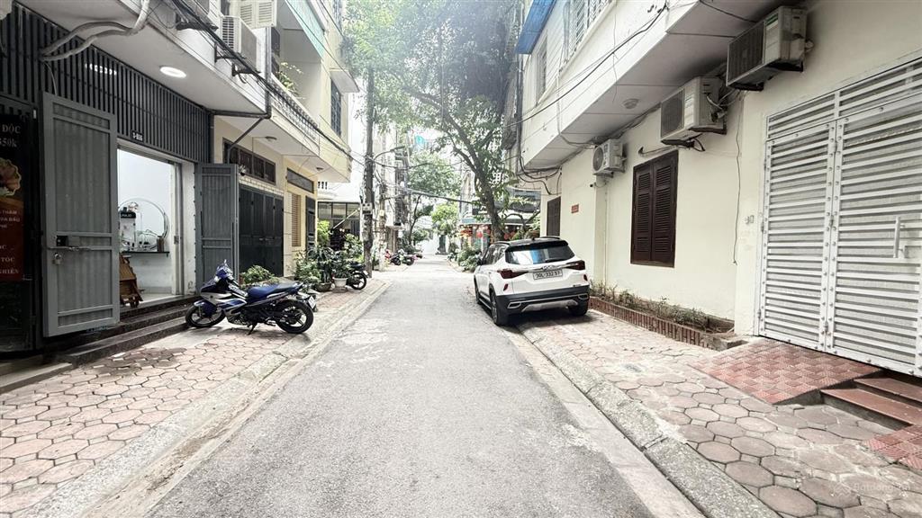 Siêu hiếm. bán nhà nguyên hồng 60m2 x 7 tầng thang máy, mt 5.5m, giá chỉ 31,8 tỷ.
