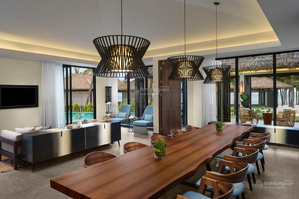 Bán biệt thự pool villa 3 phòng ngủ 247m2 tại sun premier village bãi kem full nội thất giá 12 tỷ