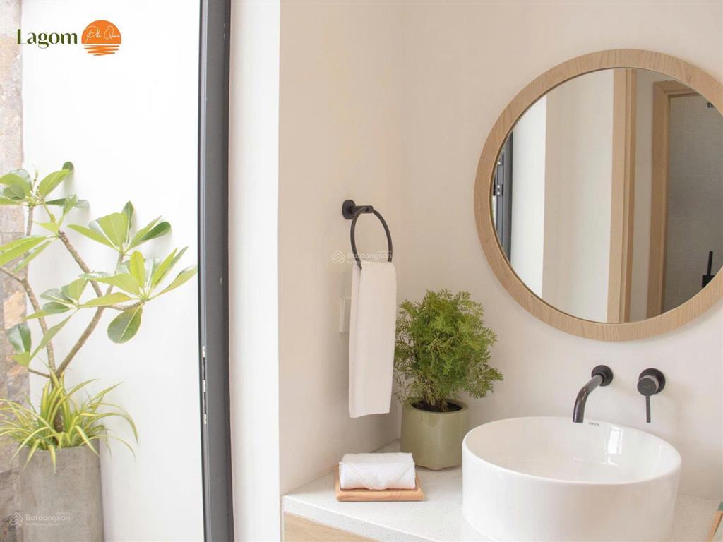 Chính chủ gửi bán căn biệt thự tứ lập, bể bơi riêng tại lagom phú quốc, chỉ 5,85 tỷ full nội thất