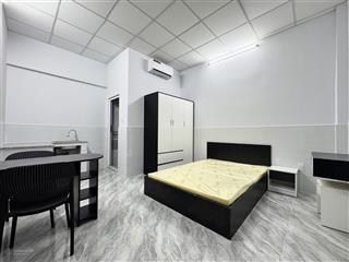 Cho thuê căn hộ full nội thất mới 100%, tone trắng đen, ô tô tận nơi, ngay đại học bách khoa q10