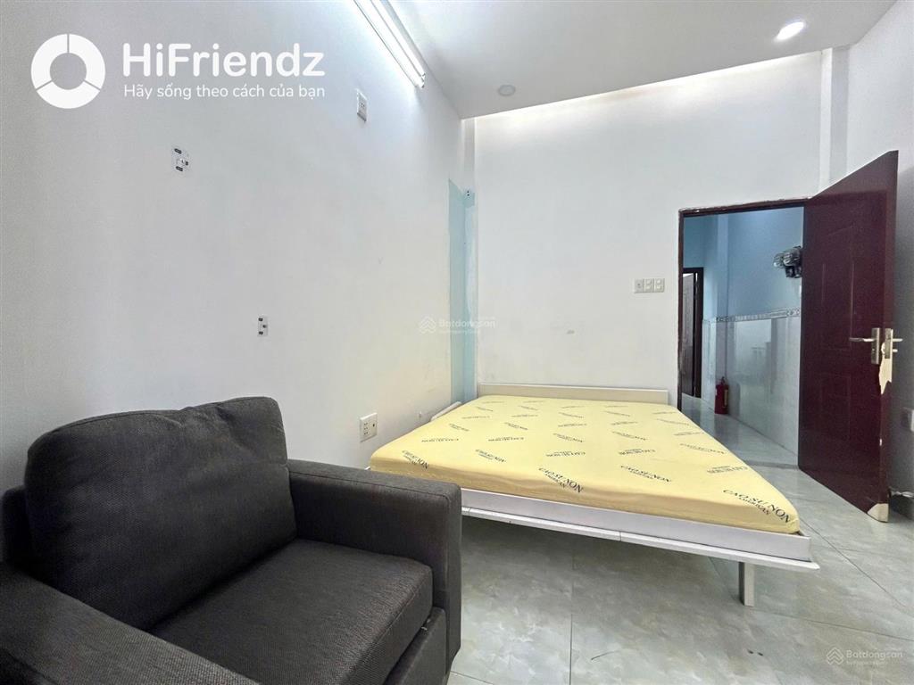 Căn hộ 1pn ban công nguyên tầng 40m2 full nt, trống sẵn, gần cầu ông lãnh & phố bùi viện q1