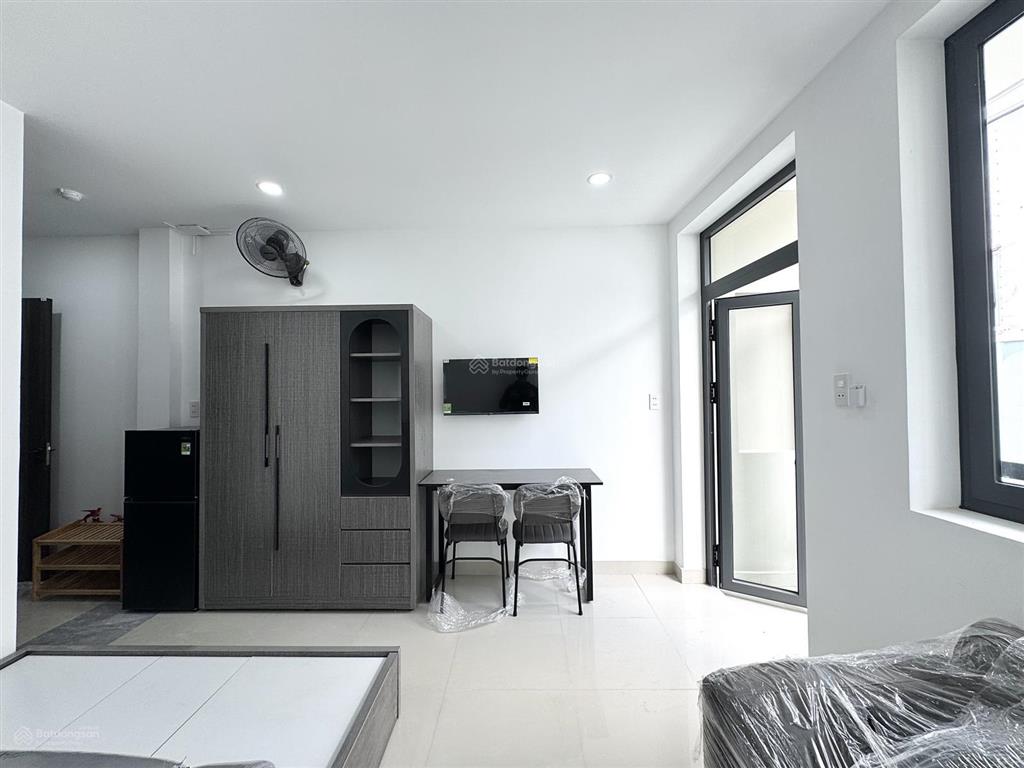 Căn hộ 1pn bancol tách bếp full nt cao cấp, mới 100%  ngay khu bắc hải q10,  tư vấn