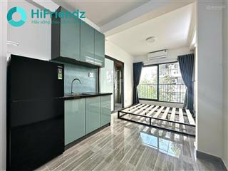 Căn hộ ban công full nt, chỉ tính điện nước, được nuôi pet, ngay cc hà đô, gần vòng xoay dân chủ q3