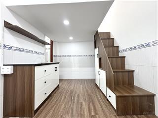 Cho thuê phòng trọ có gác mới 100% full nội thất, trống sẵn, ngay vòng xoay lý thái tổ q10
