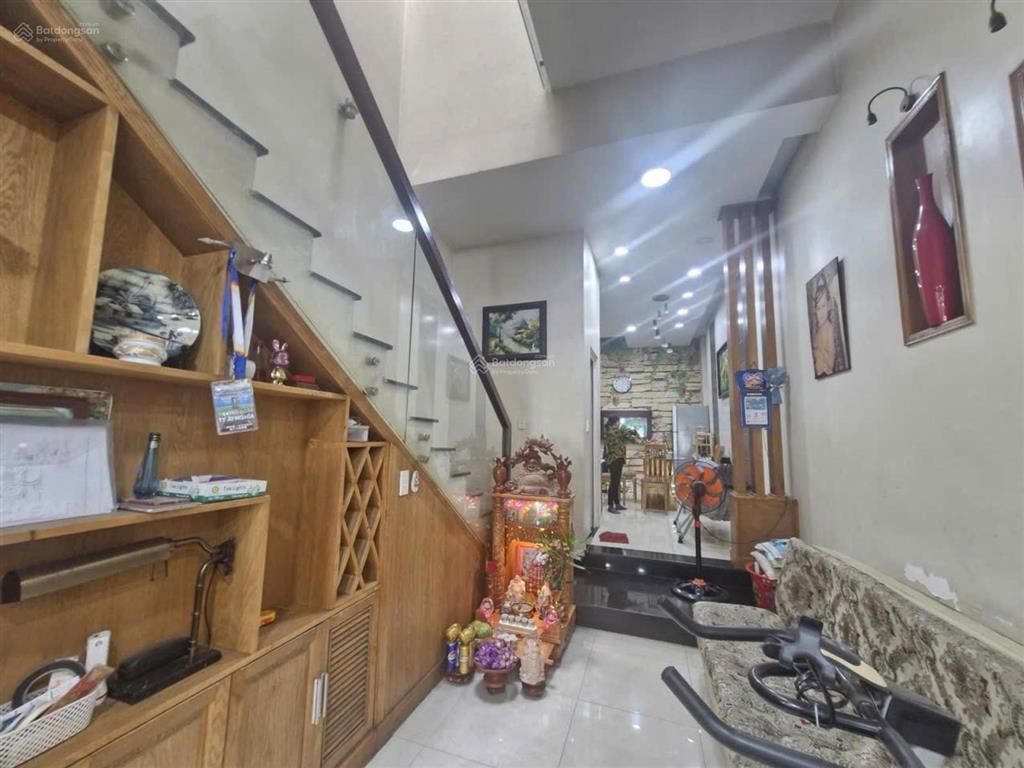 Nhà 4 tầng, mặt tiền kinh doanh gần trường cđ công thương,tăng nhơn phú, p. phước long, hồ chí minh