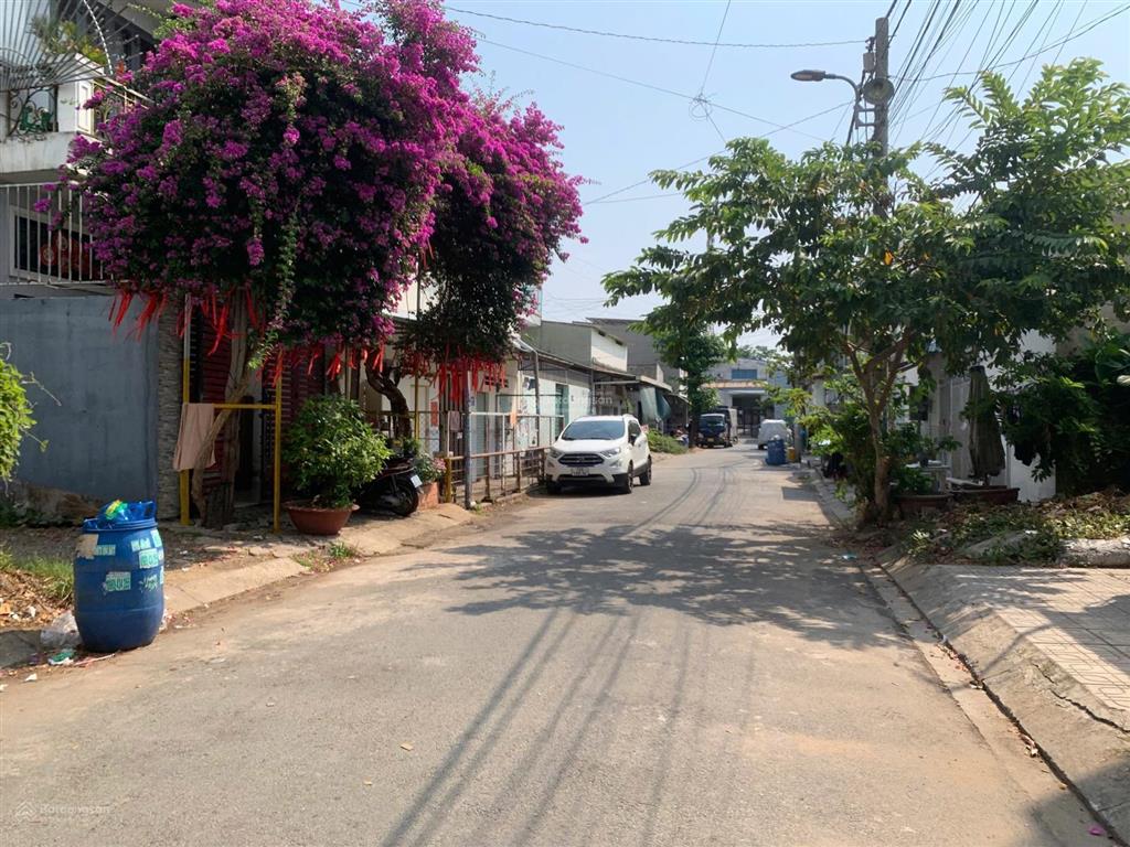 64m2 full thổ ngay gần lê văn việt đường 10m chỉ 4 tỷ 5 ngay ngã 3 long thạnh mỹ thủ đức