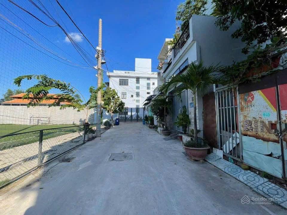 82m² full thổ cư, ngay sân bóng kaly đường đình phong phú, tăng nhơn phú, thủ đức