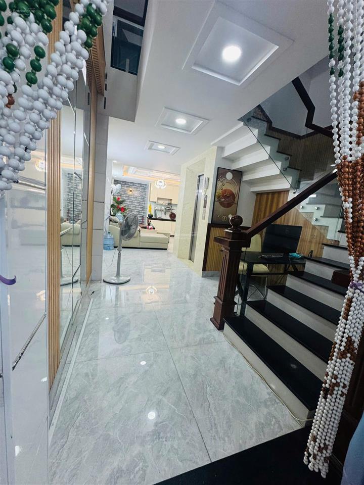 Bán nhà 1/ gần chợ phạm văn bạch và st emart phan huy ích, p12, gò vấp. 4x22m, 5tầng hxh có t.máy,
