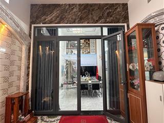 Bán nhà 1/ gần chợ phạm văn bạch và st emart phan huy ích, p12, gò vấp. 4x22m, 5tầng hxh có t.máy,