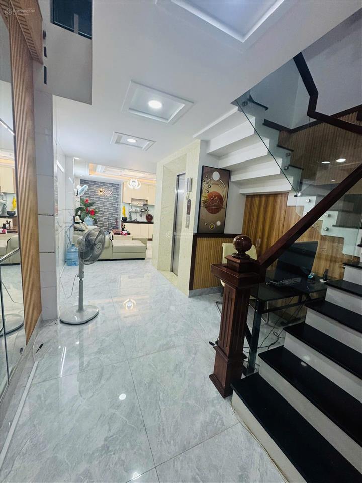 Bán nhà 1/ gần chợ phạm văn bạch và st emart phan huy ích, p12, gò vấp. 4x22m, 5tầng hxh có t.máy,