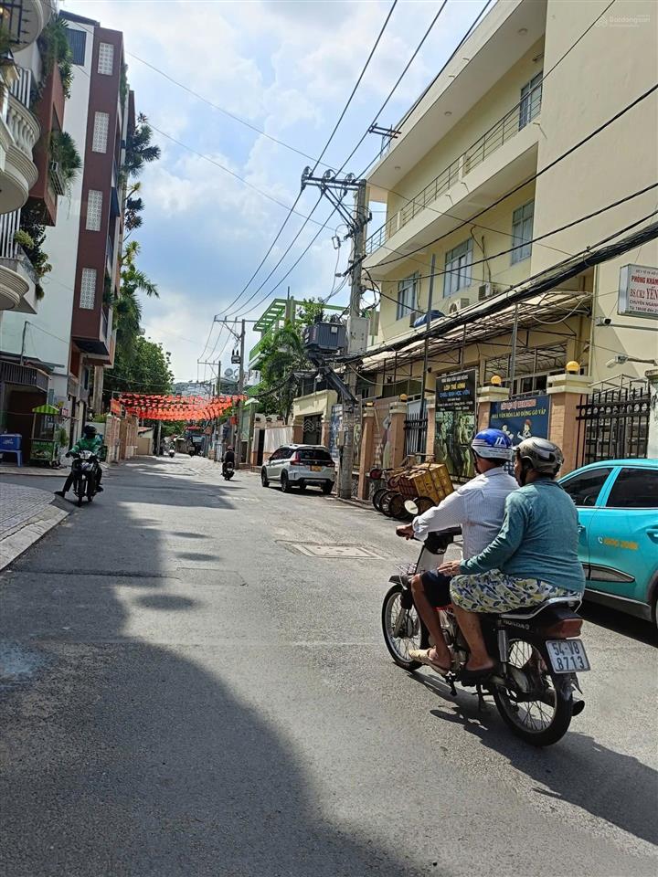 Bán lô đất trống tiện xây mới đối điện ubnd quận gò vấp, đường quang trung, p10. 4x20.5m, cn 82m,
