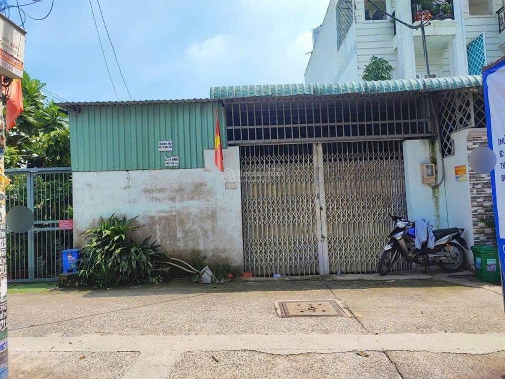 Bán đất tặng kho xưởng cấp 4 như hình, 1trục hxh 8m đường tl41, q12. dt 8x21m, cn 162m, giá 6tỷ9999