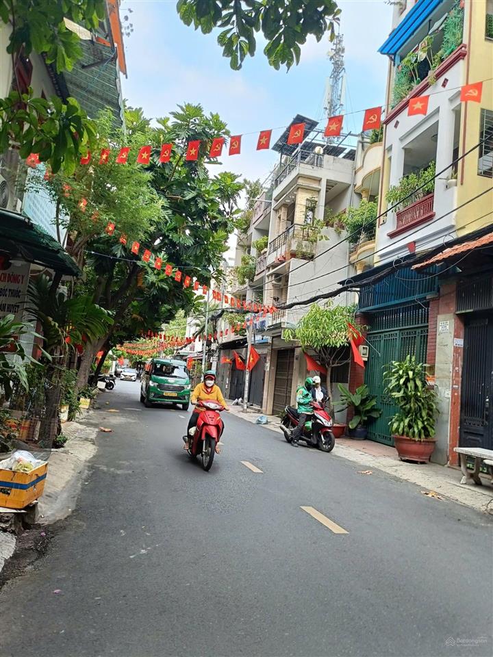 Bán nhà ngay ngã 6 gò vấp giáp bình thạnh, phú nhuận. 1/ ngắn hxh 4m, dt 80m, 4.2x19m, đúc 2tấm đẹp
