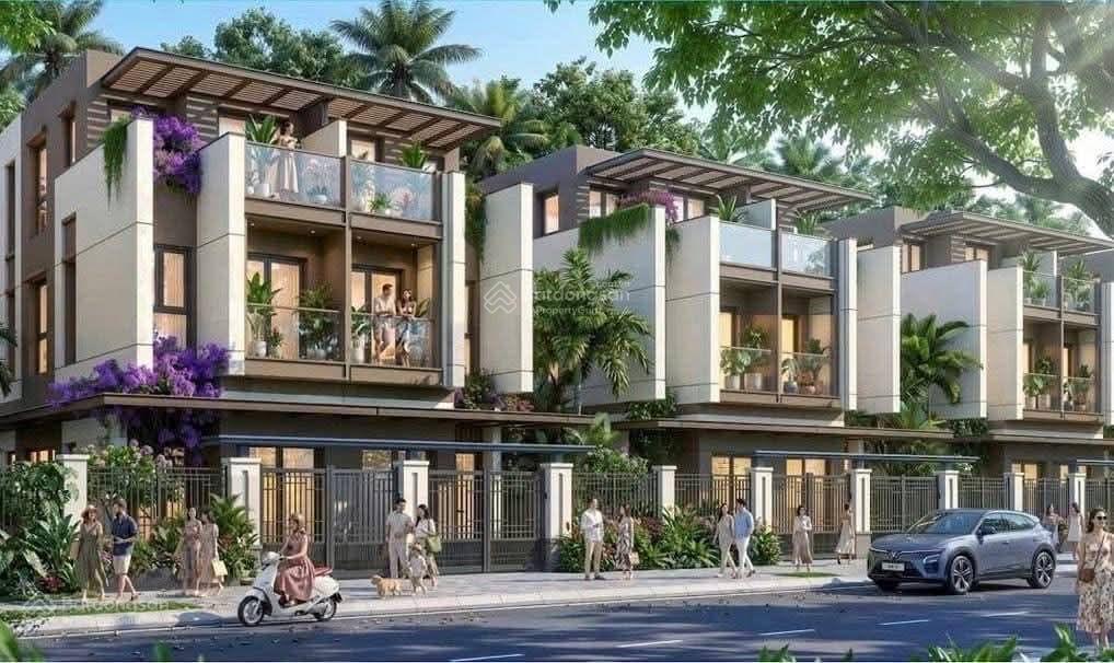 Mặt tiền đường tương lai 32 khu hoàn thiện, sẵn ở, dt 70m2, 5x14m, 4tầng, đường 13m, giá 8.4tỷ