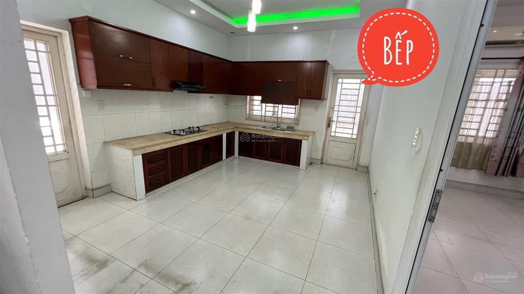 Cho thuê nhà nguyên căn mt thạnh lộc, gần ngã tư ga, hầm 3 tầng, 400m sàn, ở và kd, giá 27tr/tháng