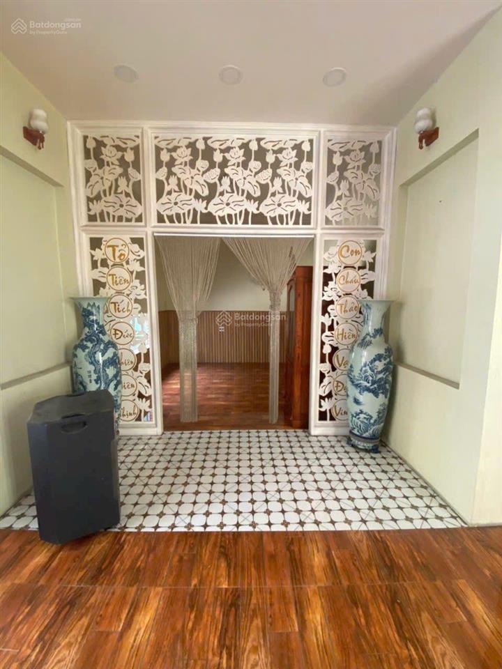 Cho thuê nhà villa sân vườn lê đức thọ, gò vấp. 30x15m, 5p 3wc giá 25tr/thg